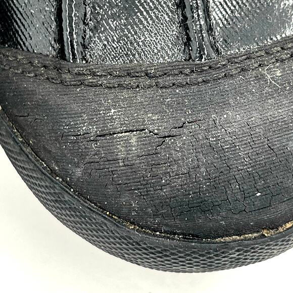 UGG Australia Ashdale women's shearling lined duck shoes. Designer - Picture 9 of 10